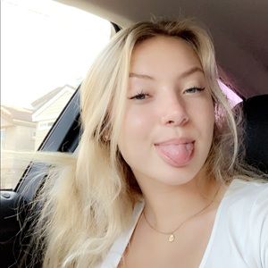 Meet your Posher, Cassidee